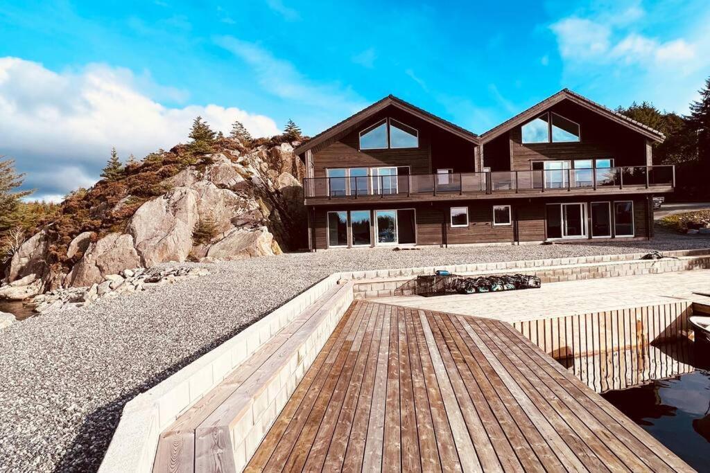 Eksklusiv Rorbu - Havblikk 1 - Batutleie Villa Bekkjarvik Exteriör bild
